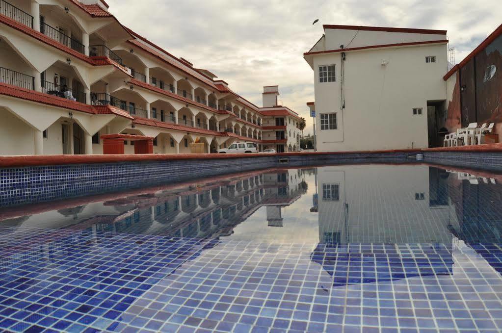 Hotel Go Inn 蒙克洛瓦 外观 照片
