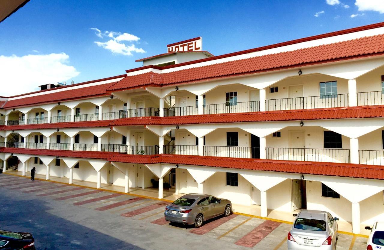 Hotel Go Inn 蒙克洛瓦 外观 照片